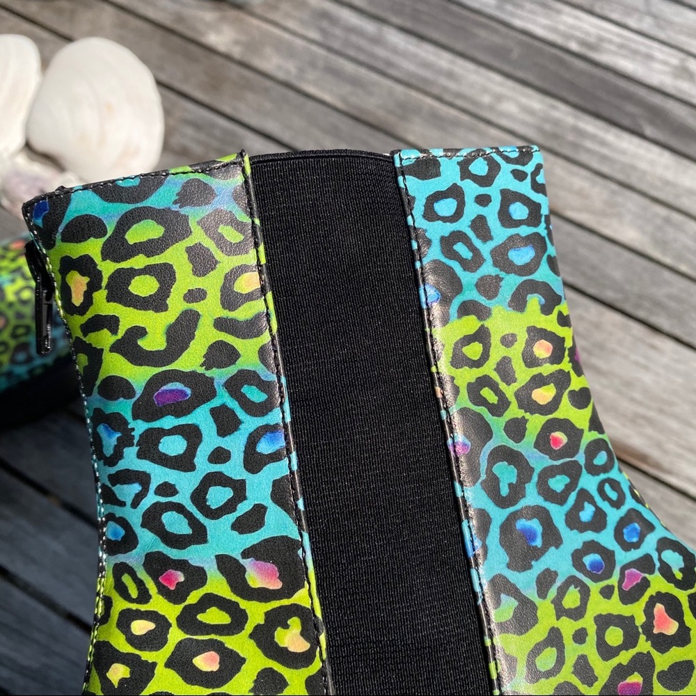 🍃 ANIMAL PRINT MULTI BLACK CHUNKY BOOTIES! - Picture 3 of 10